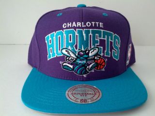 mitchell and ness snapback hornets in Sports Mem, Cards & Fan Shop 