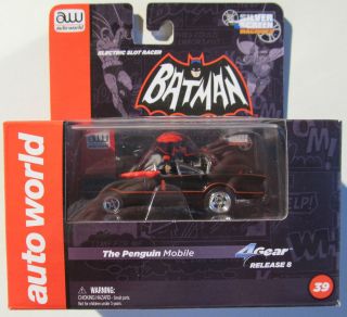 AUTO WORLD 4 GEAR R8 SIVER SCREEN BATMAN THE PENGUIN MOBILE WITH CLEAR 