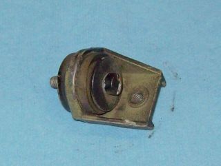 302404 COWL MOUNT 1953 Johnson RD 15 25HP Outboard Motor