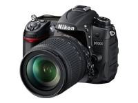 Nikon D7000 16.2 MP Digital SLR Camera   Black (Kit w/ 18 105mm Lens)
