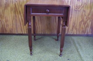 CHERRY PEMBROKE DROP LEAF PARLOR TABLE WITH DRAWER