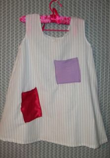 Orphan dress for Annie Plays. Sz 5 .fabric preowned. Good Cond./w/pkts 