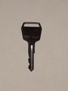 TOYOTA FORKLIFT OLD STYLE EQUIPMENT KEY NEW