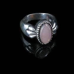 925 Sterling Silver Natural Pink Mother of Pearl Ring size 7