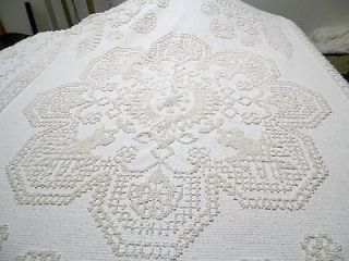   Heavy Ivory Chottage Chic Fluffy Chenille Bedspread/Coverlet/W Fringe