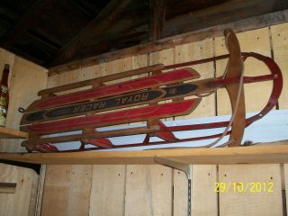 WOODEN CHILDS SLED, ROYAL RACER, LOOKS GREAT, NICE PAINT