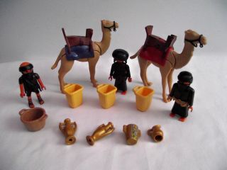 LOT OF PLAYMOBIL EGYPTIAN TOMB ROBBERS.