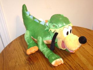  Mickey Mouse 17 Pluto Dressed in Dragon Costume Plush