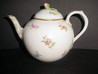 Meissen Antique Large Germany Porcelain Tea Pot Scattered Flowers Gold 