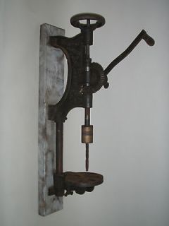 CHAMPION BLOWER & FORGE CO DRILL PRESS NO.92   HAND CRANK BEVEL GEARS 