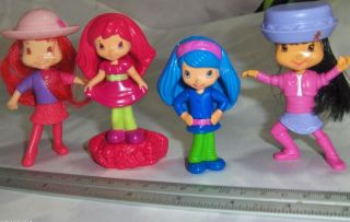   Strawberry Shortcake Toy PVC Figure Doll Lot 4 Girl Cup Cake Toppers