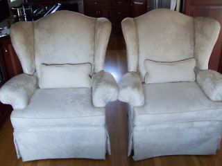 Hickory Hill Oversized Wing Back Chairs and Matching Soda