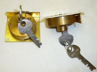   BRASS LEVER DRAWER LOCKS & KEYS safe drawer or safety deposit box lock