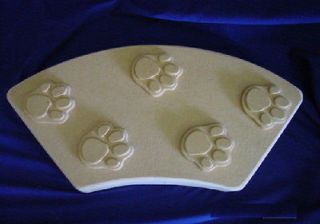   CAT PAW PRINT CURVED BORDER EDGING CONCRETE STEPPING STONE MOLD 5025