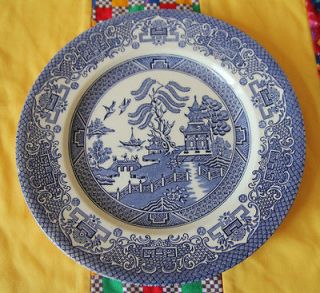 English Ironstone Tableware Old Willow Blue 8 7/8 Luncheon Plate Made 