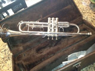 CONN USA BEAUTIFUL SILVER 1050B / Bb TRUMPET AND CASE INCLUDED