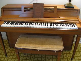 1960’s Wurlitzer walnut upright spinet piano Local pickup Frankfort 