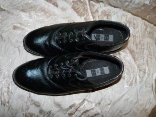 Nike Mens Black Dress Golf Shoes with Cleats Very Nice Used Shoes