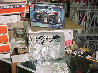 Big Foot Ford Monster Truck   AMT 125 scale Model Kit