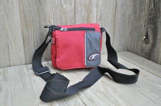 red cross bag in Clothing, 