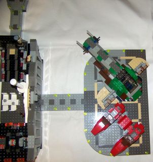 Star Wars Lego Cloud City 10123 with Bonus Lobot Twin Pod Car and 