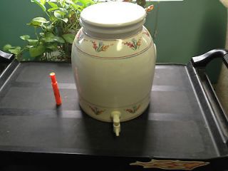 lemonade dispenser in Home & Garden