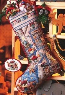 Better Homes and Garden ~ HOLIDAY WORKSHOP ~Heirloom Stockings 