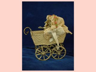 Antique tin doll carriage pram Made in Germany c1900 Marklin Bing toy 