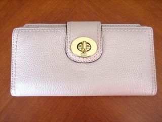 NWT NAME BRAND TURNLOCK LEATHER CHECKBOOK WALLET PEARL