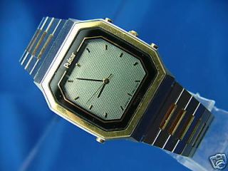 Vintage Pulsar World Timer LCD Digital Watch 1980s Very Rare