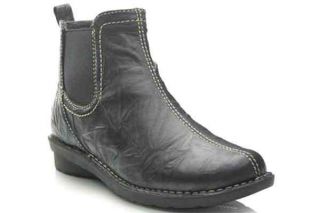 CLARKS Womens NIKKI TOBIN Scrunched Leather Chelsea Boots [ Black ]
