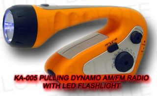 Pulling Dynamo AM/FM Radio w/ LED Flashlight FE TC04