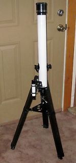   78 5500 TELESCOPE WITH HALLEYS COMET TRACKING BOOKLET EXCELLANT