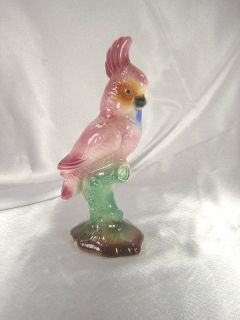 VINTAGE 7 ROYAL COPLEY PINK PARROT COCKATOO FIGURINE PERCHED ON A 