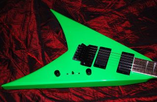 NEW Jackson ® KVXMG King V X Series Electric Guitar in Kawasabi Green
