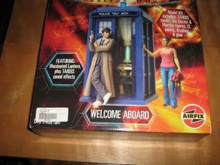   Dr Who Welcome Aboard Doctor Tardis Martha David Tennant box model kit