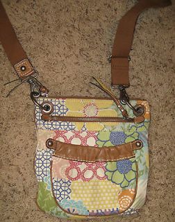 WOW EXCITING FOSSIL FABRIC FLORAL MESSENGER/ CROSSBODY HANDBAG MUST 