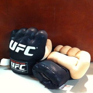 Electronic UFC Hulk Type Hands with Sound Effects and Fighting Noises 
