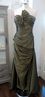 Maggie Sottero Flirt Prom Dress  Shimmer Moss Size 10