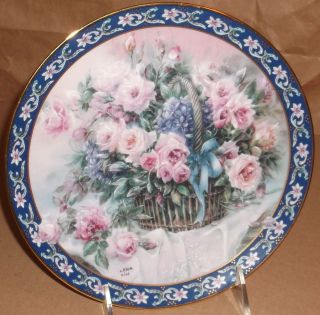 1992 Lena Liu Roses Collector Porcelain Plate First Issue Gentle Use 