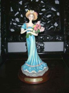 Lady Of Classic Era With Flowers, Statue