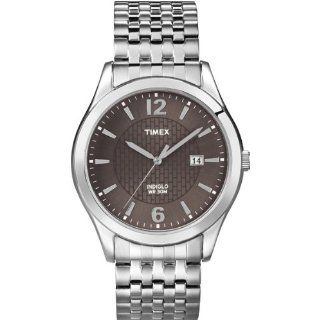 Timex Mens T2N848 Elevated Classics Dress Silver Tone Expansion Band 