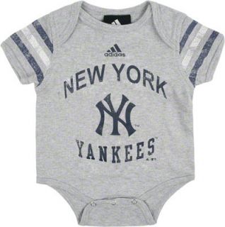 New York Yankees Newborn Grey Foldover Neck Creeper 