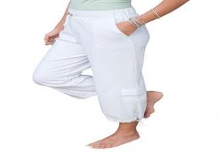 Plus Size Pants, capri length in soft knit with cargo pockets by Only 