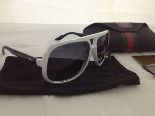 Gucci Sunglasses 1622 OVELF 1622/S WHITE AND BLACK **100% AUTHENTIC**