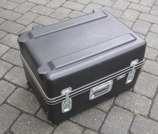 Heavy duty shipping case w/wheels, latches and spin lock, 14 x 16 x 