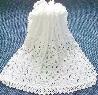 STUNNING NEW HAND KNITTED BABY SHAWL/BLANKET 36 X 36 INS