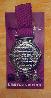 2012 Disney Wine & Dine Half Marathon   Commemorative Pin  Limited 