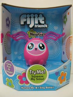 PINK Fijit Friends Newbies Tia   She Sings, Purrs & Giggles   Ages 6 