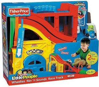 Fisher Price Little People Wheelies Rev N Sounds Race Track NEW